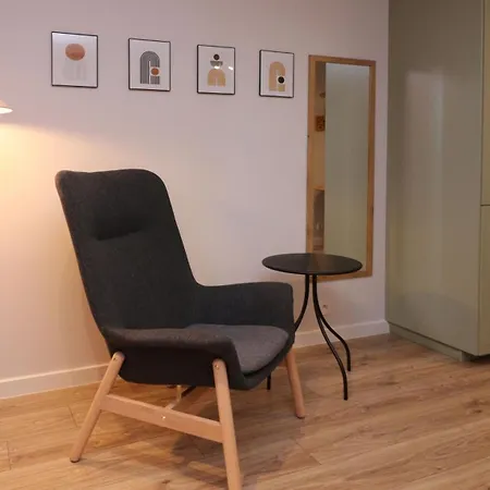 Apartamento Falcon Center 2 Metro Zlote Tarasy Varsovia