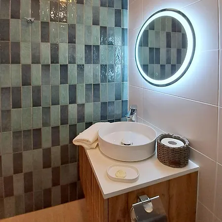 Falcon Center 2 Metro Zlote Tarasy *